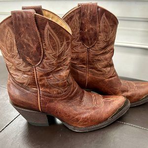 COPY - Idyllwind by Miranda Lambert Wheels Western Booties, size 7.5M (see note…
